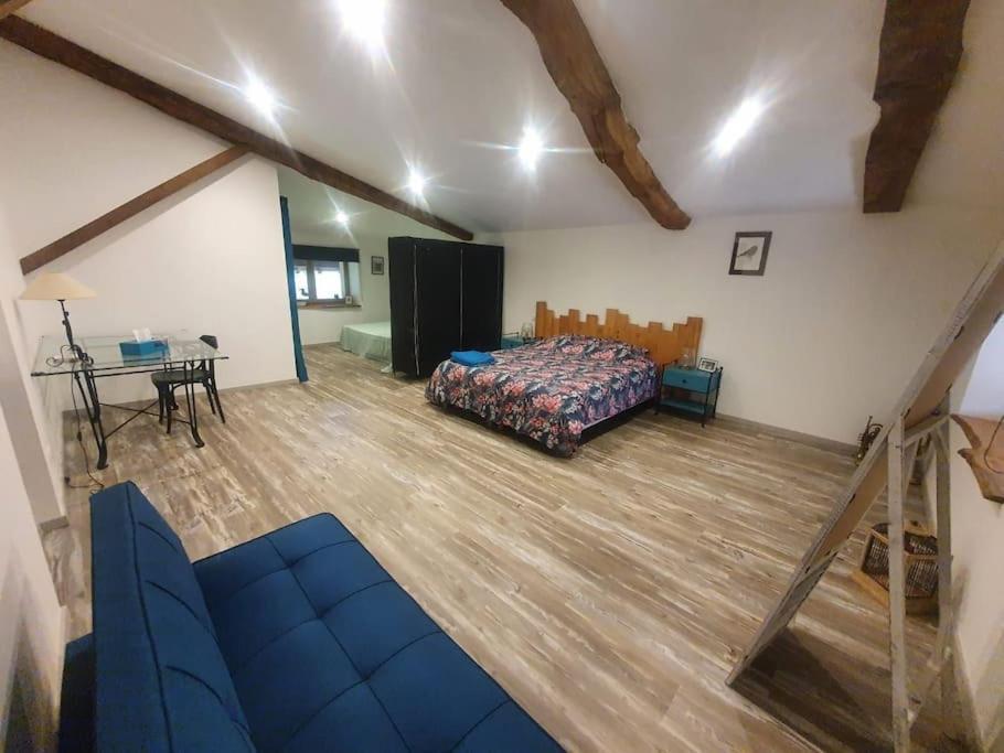 2 Spacieux 1a4 Pers Apartment Marboz